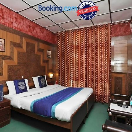 Goroomgo Ankur Lake View Mall Road Nainital - Prime Location With Luxury Room ภายนอก รูปภาพ